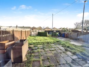 Photo 9- click for photo gallery